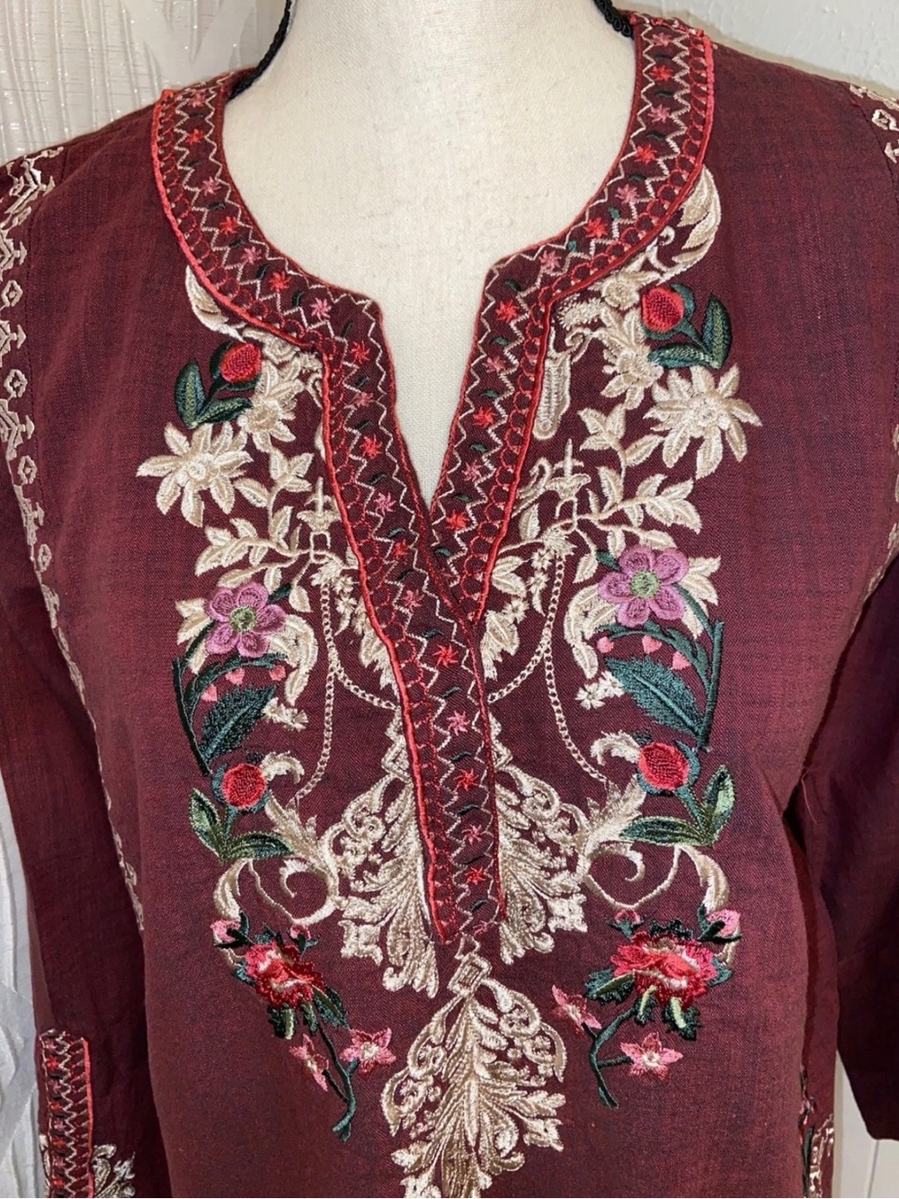 Khaadi Embroidered V-Neck Women’s Top & Pants in Burgundy